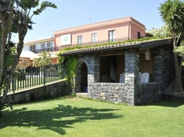 Ristorante Con Giardino